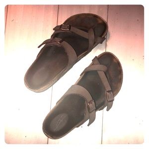 WOMENS BIRKENSTOCKS! SIZE 36